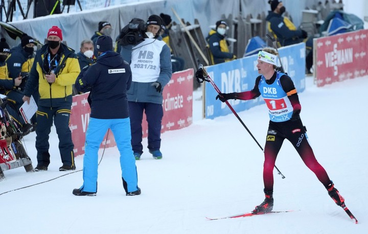 Biatlonová štafeta v Ruhpoldingu hore nohami. Slovensko s najlepším umiestnením